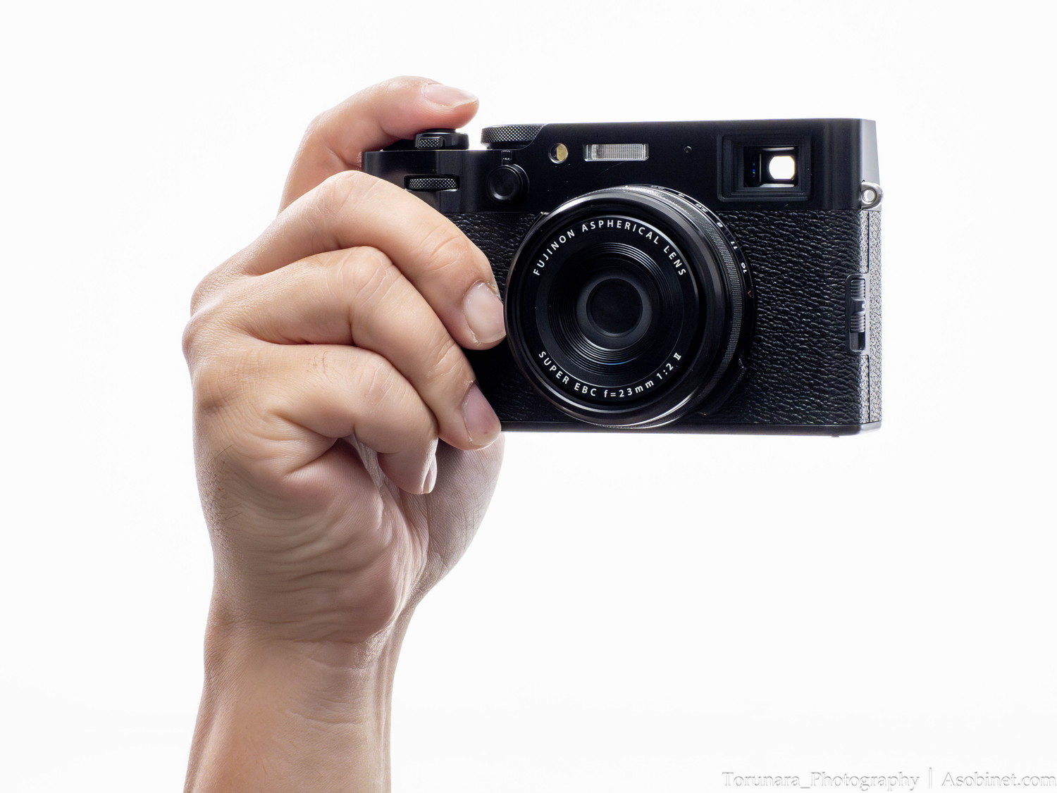 新品未使用品 FUJIFILM X100VI そり返っ ブラック デジタルカメラ